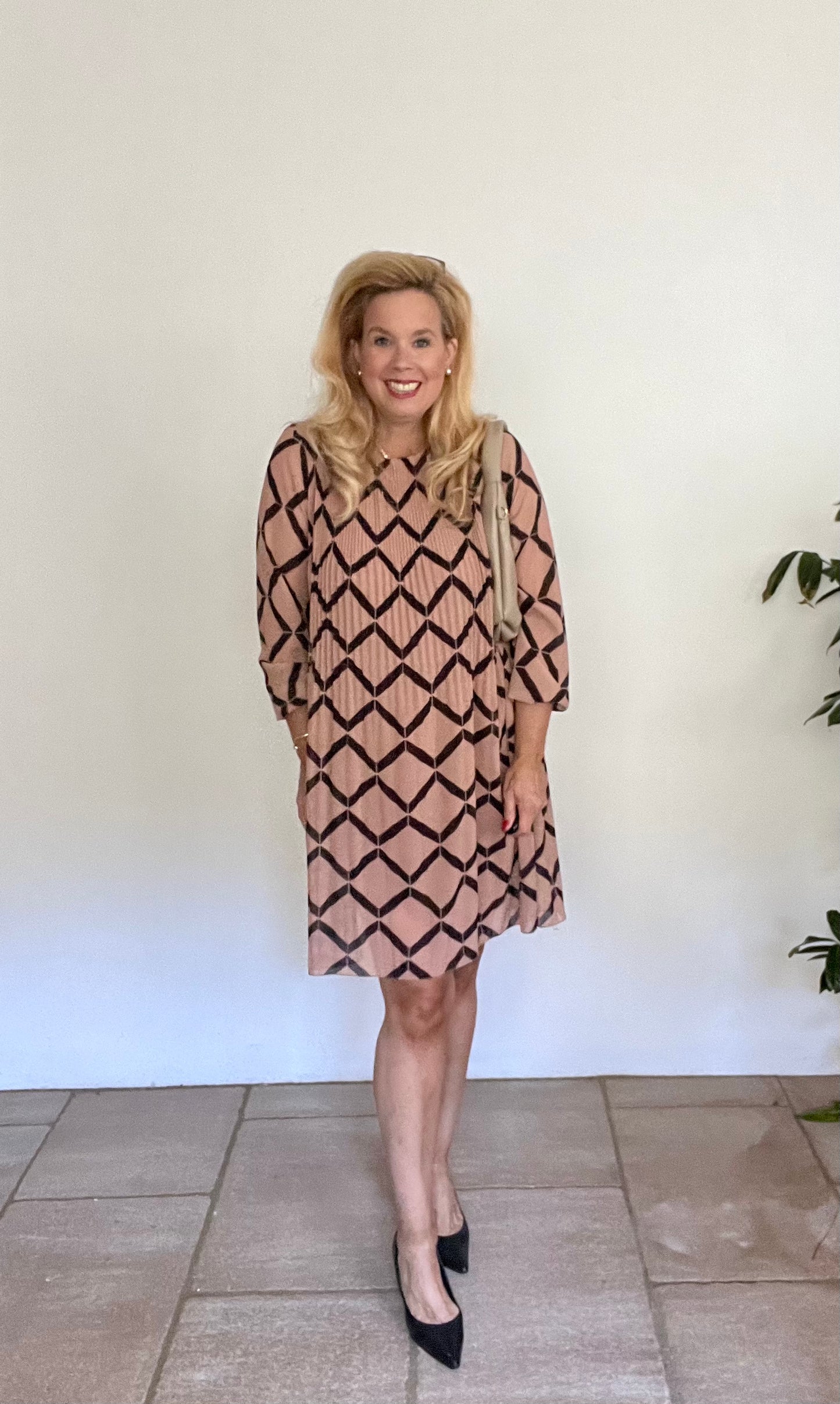 Kleid Beige mit schwarzen Rauten