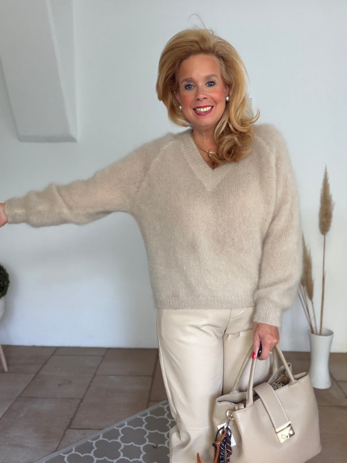 Mohairpulli mit V-Ausschnitt