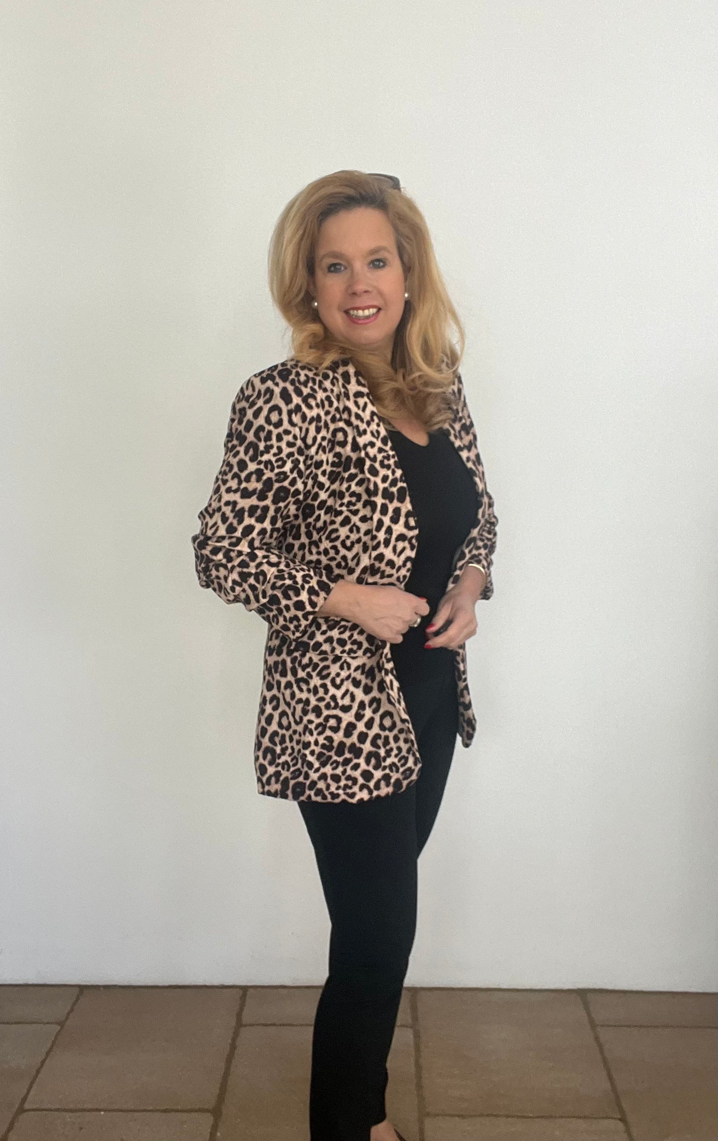 Leo-Blazer mit gerafften Ärmeln