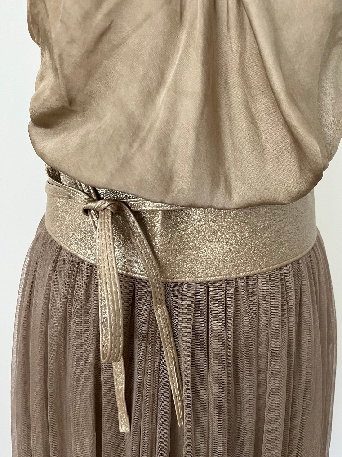 Bindegürtel in drei Farben