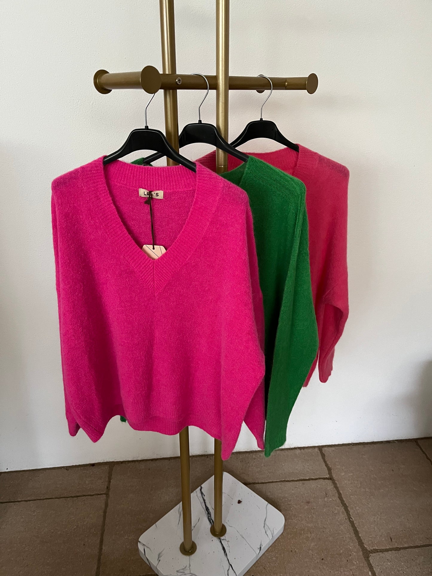 Pullover aus hochwertigem Alpaca/Wollgemisch in drei leuchtenden Farben