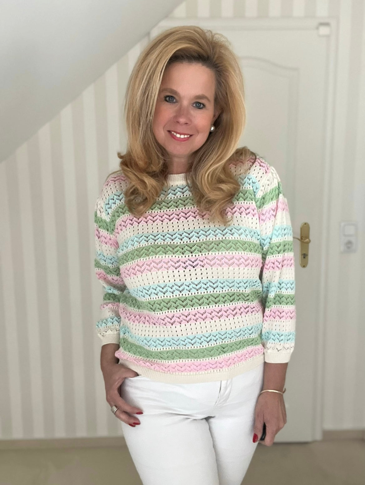 Pullover in sorbetfarben