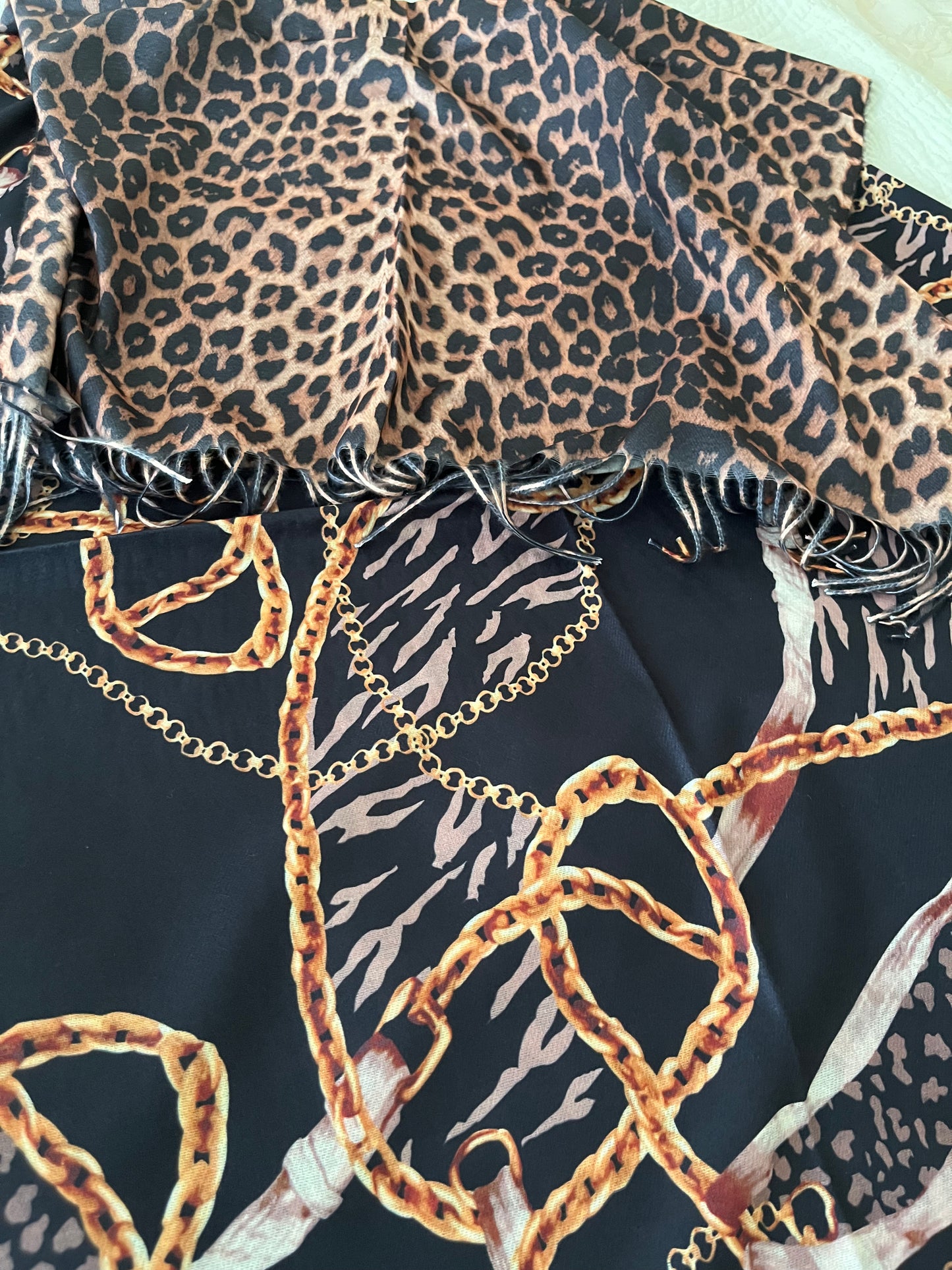 Schal Gürtelmotiv/Leo