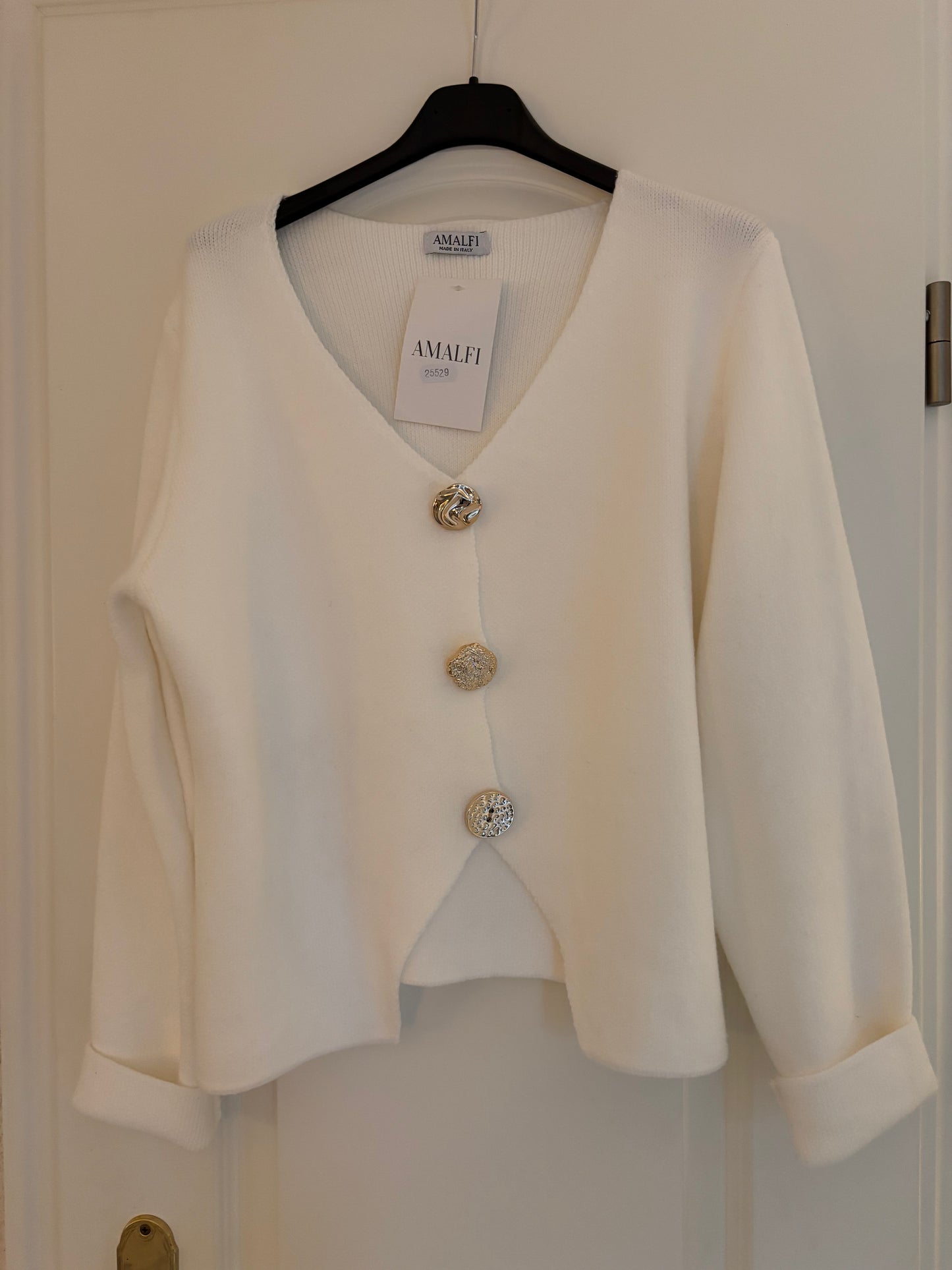 Statementstrickjacke in verschiedenen Farben