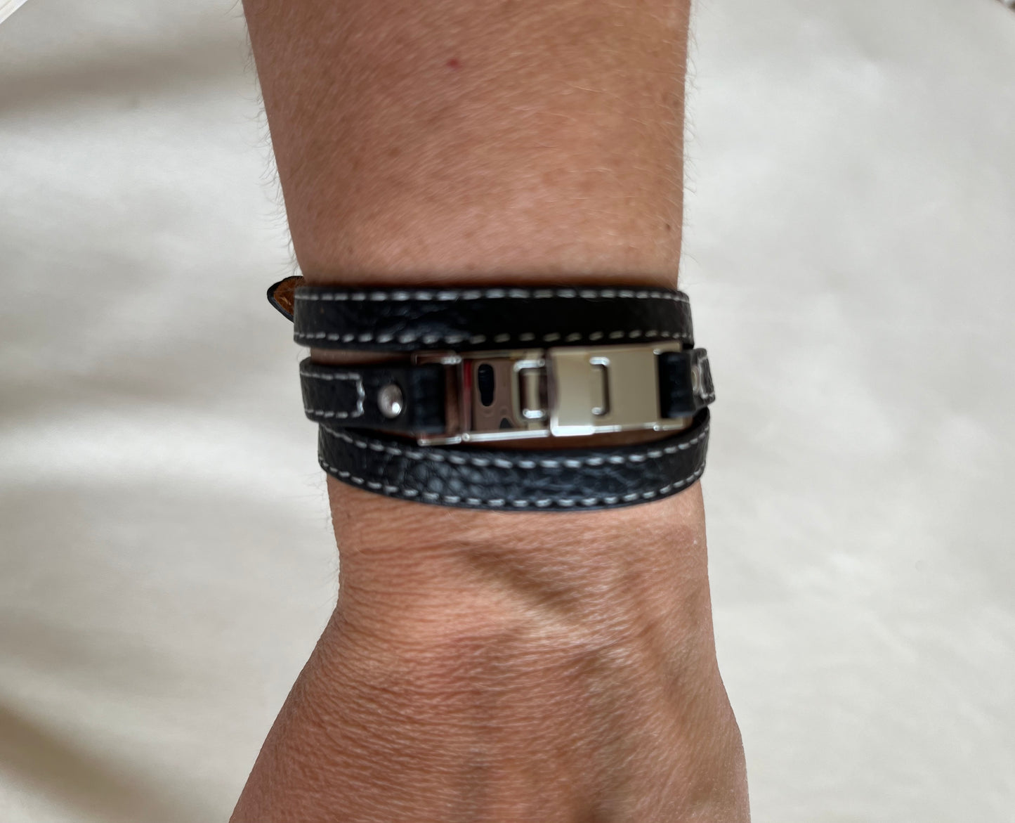 Lederarmband in sieben verschiedenen Farben