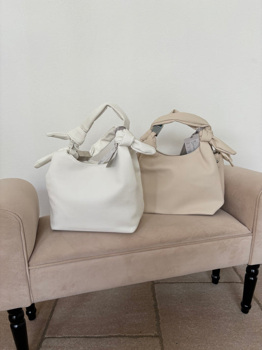 Handtasche in verschiedenen Farben