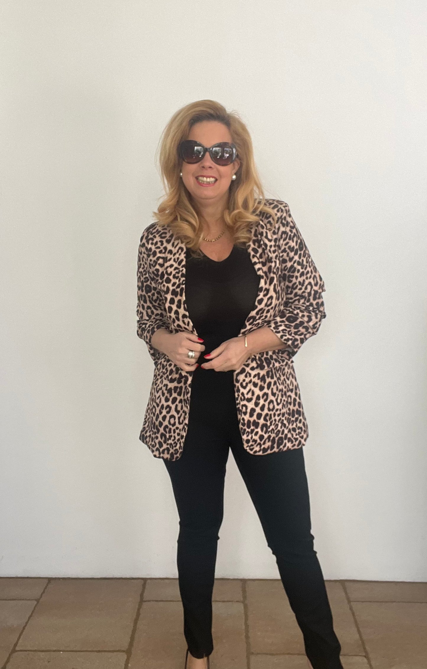 Leo-Blazer mit gerafften Ärmeln