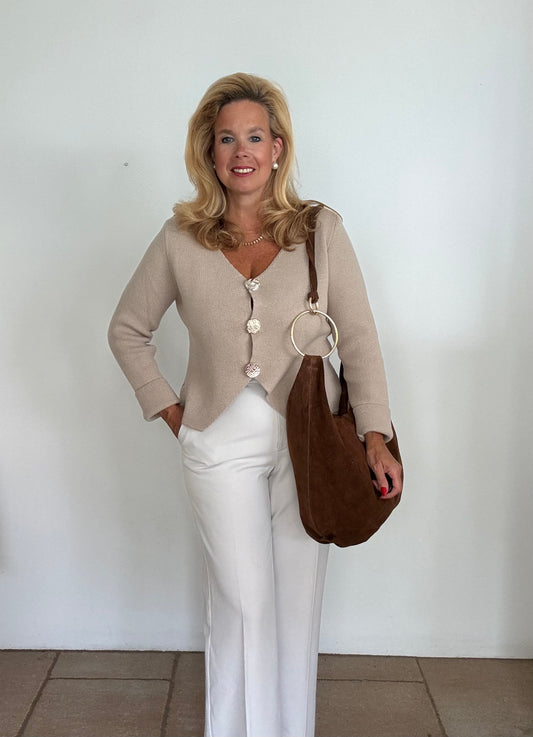Statementstrickjacke in verschiedenen Farben