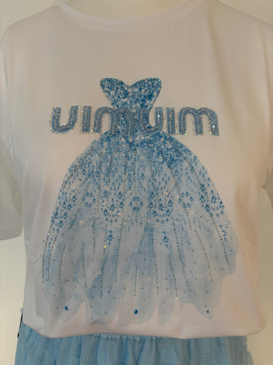 T-Shirt mit Ballkleid in zwei verschiedenen Farben