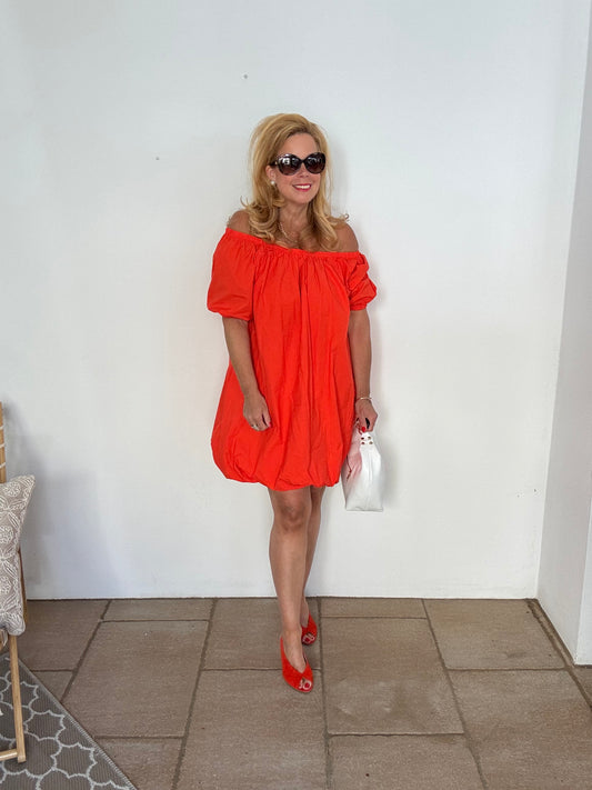 Fröhliches Sommerkleid orange