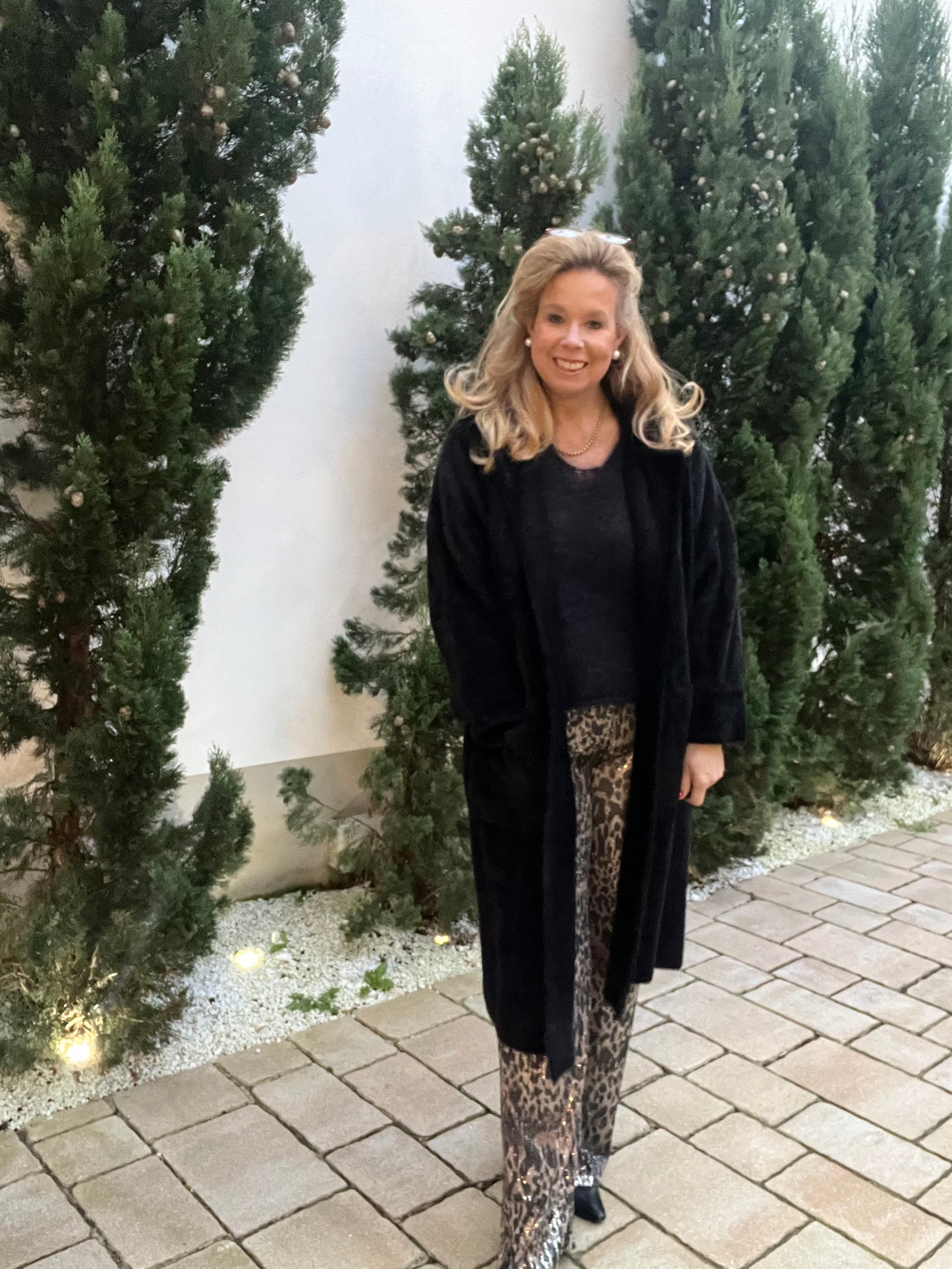 Flauschmantel Vivien in offwhite und schwarz