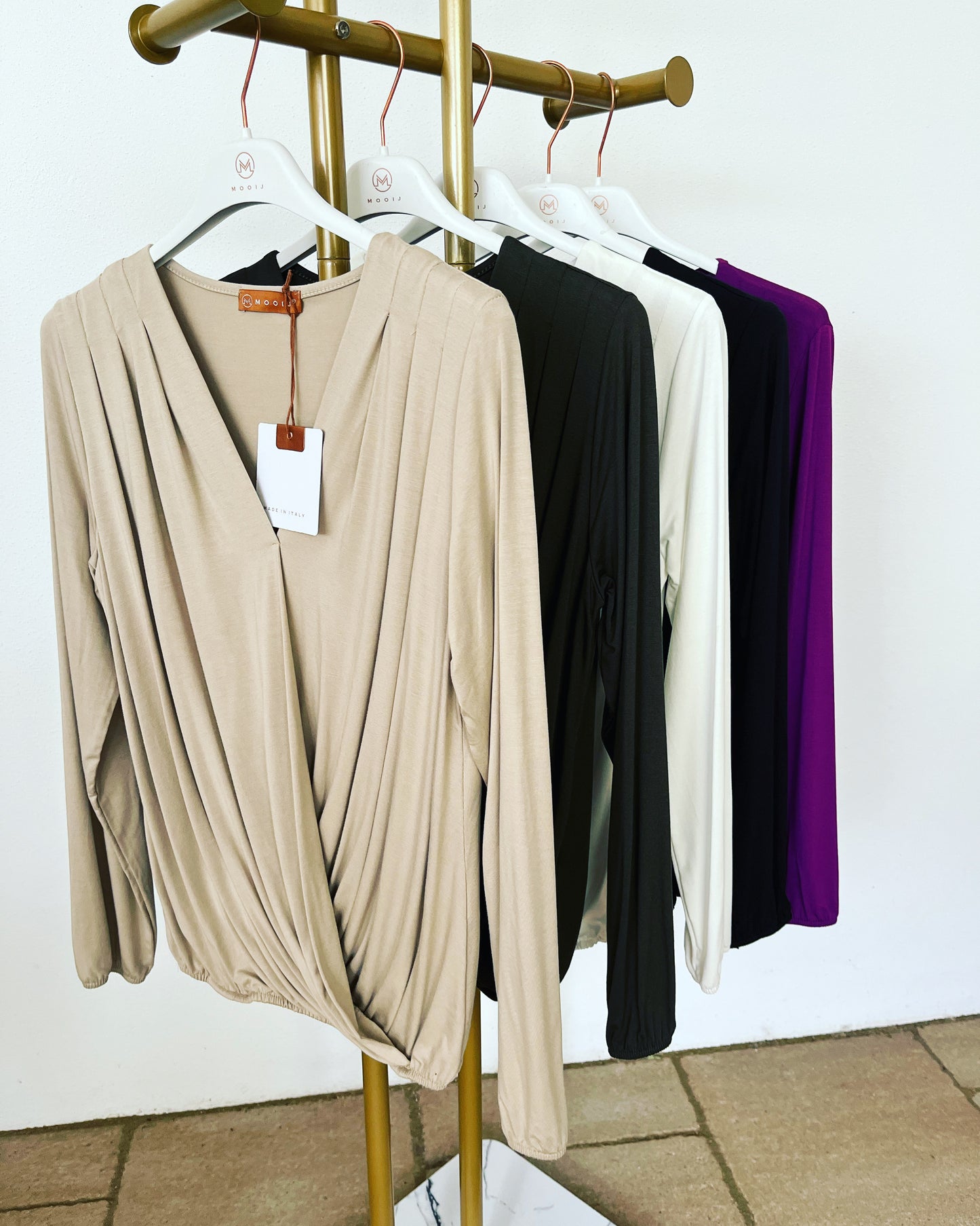 Shirt Lilian in fünf Farben