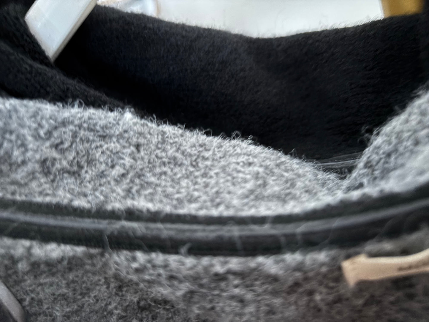 Kuschelpulli mit drapiertem Kragen