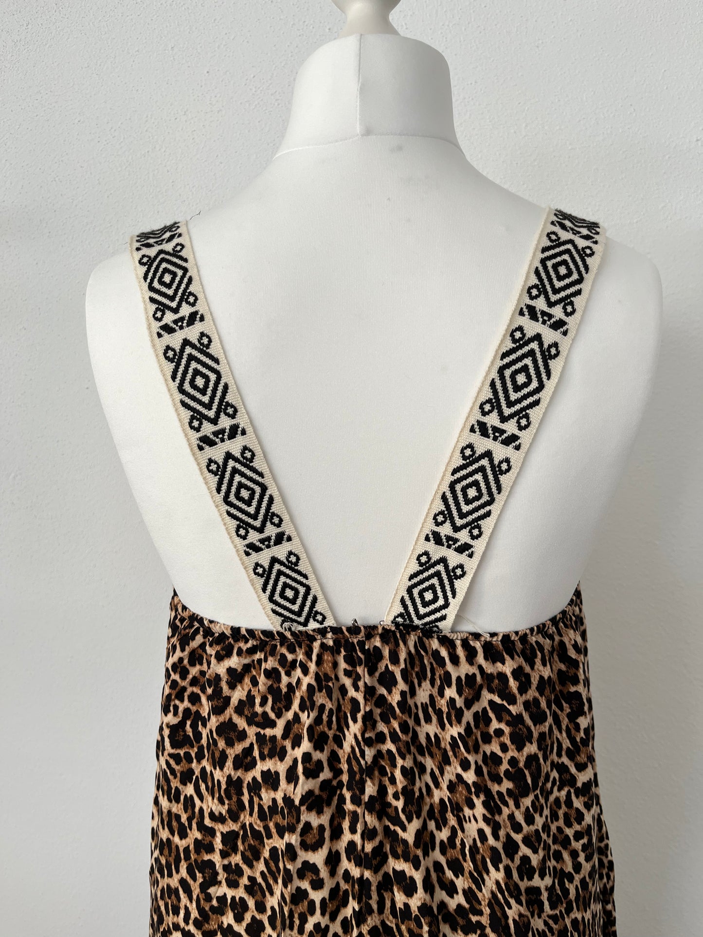 Kleid Leo
